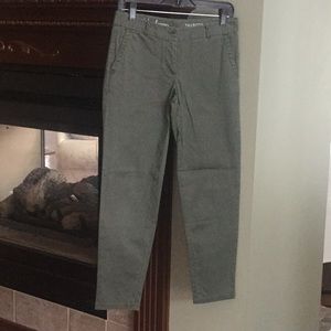 Women’s Talbot’s Army Green Chinos Size 2P
